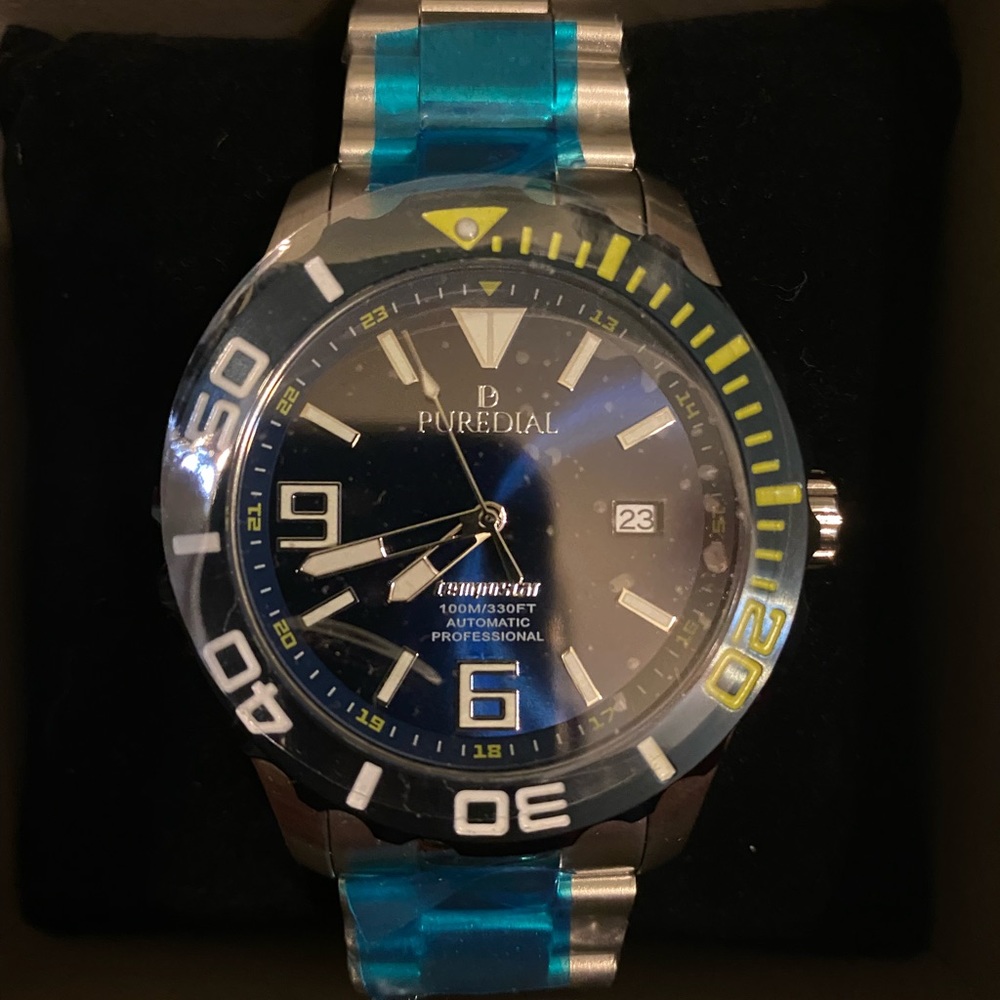 Men’s Puredial watch